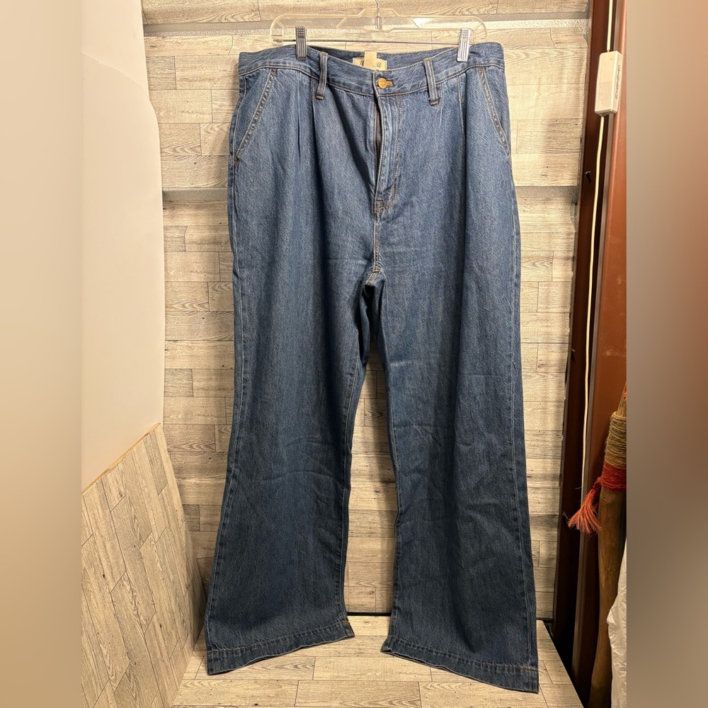 Madewell Relaxed Fit women's Jeans in Deep Blue